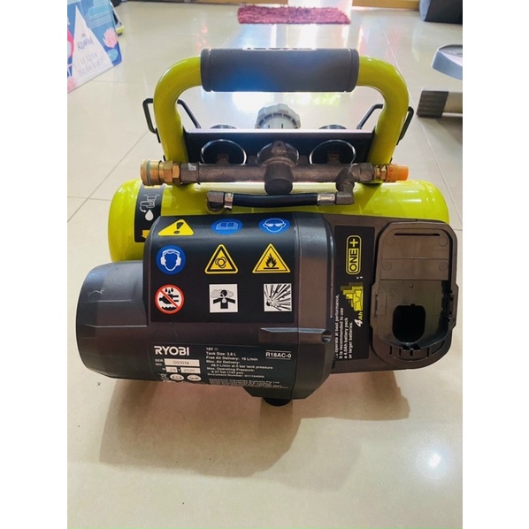 Nén khí pin Ryobi