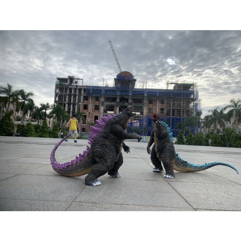 Mô hình nhận vật Godzilla Kingkong size lớn cao 30cm