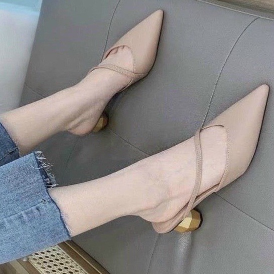 Sục Nữ Thời Trang Quai Chéo Trẻ Trung Cao 5 Phân Lên Chân Đẹp Xỉu Giảm Giá 50% Cho Các Nàng Xinh Size 35 - 39