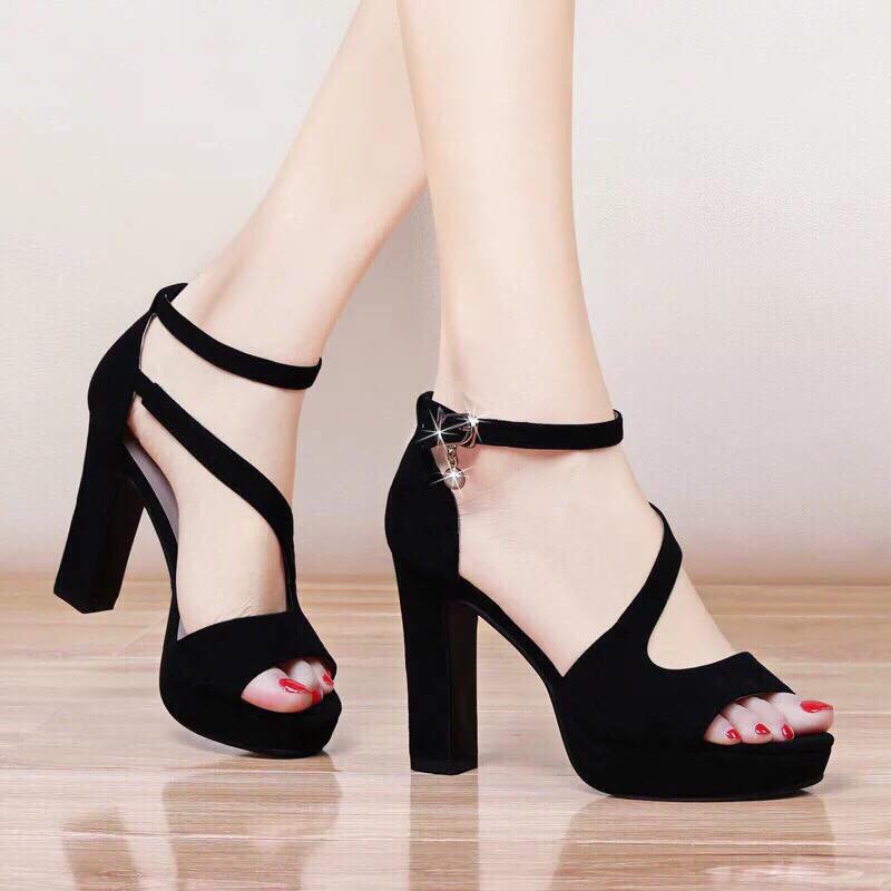 Giày Cao Gót 12 Phân Đế Vuông Quai Đan Chéo