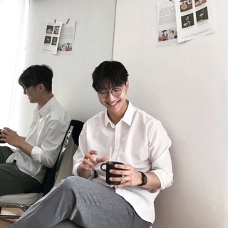 Áo sơ mi trắng