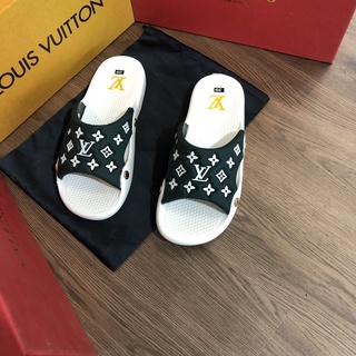 Dép Louis Vuitton Đính Cúc (LVCM)