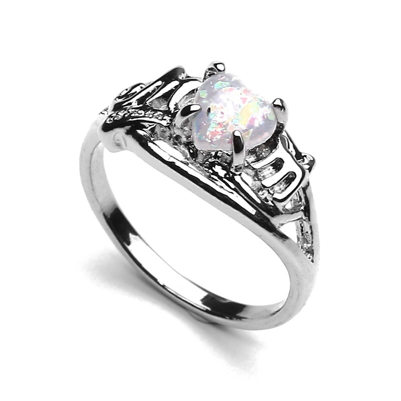 Nhẫn Đá Opal Hình Trái Tim Tạo Hình Chữ Mom