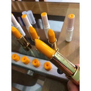 son dưỡng môi gấc