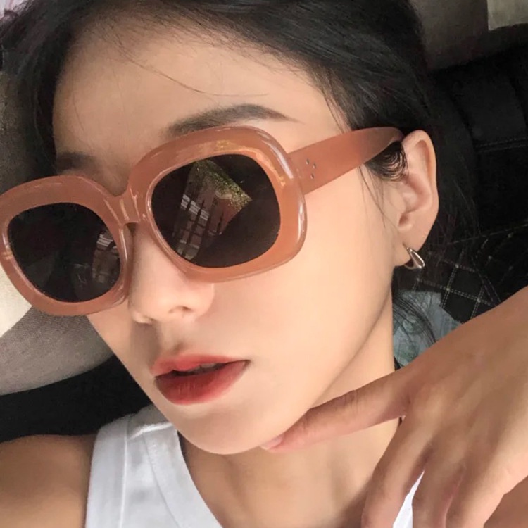 Kính Mát Gọng Oval Chống Bức Xạ Phong Cách Retro Sự Bảo Vệ