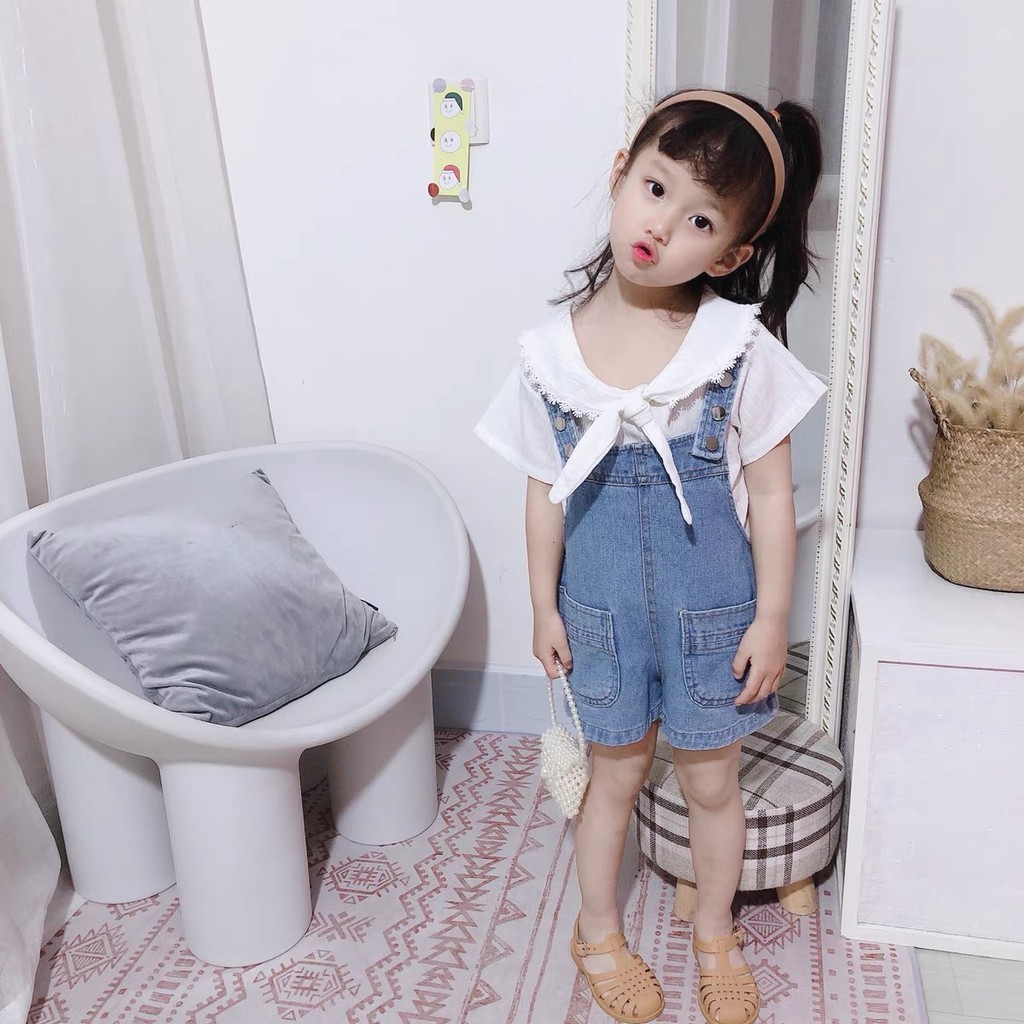 Set yếm jean đùi + sơ mi ngắn tay cổ sen thắt nơ cho bé gái từ 9-17kg [GS6]