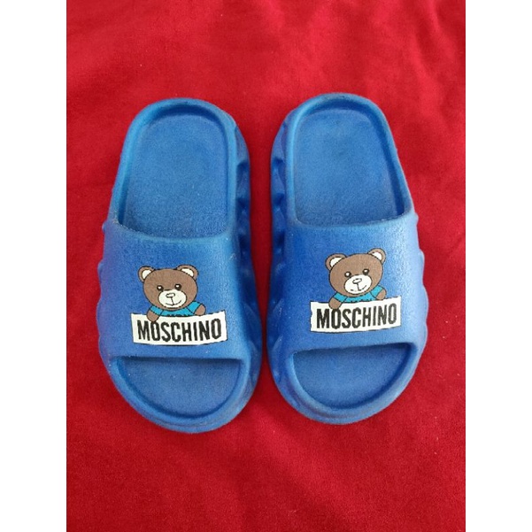 Dép bé trai thanh lý