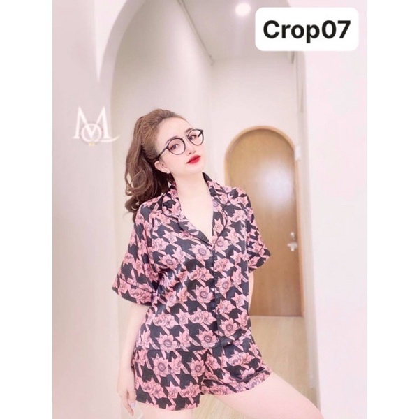 Bộ áo croptop lụa tơ Mai Ngô