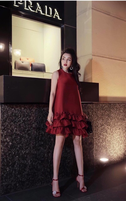 VÁY TACTA ĐUÔI ZÚm BÈO TẦNG