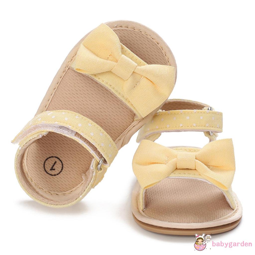 Xăng đan Đế Mềm Chống Trượt Đính Nơ Họa Tiết Chấm Bi Xinh Xắn Cho Bé Gái