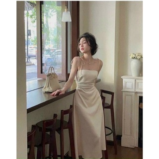 Đầm 2 dây khoét eo chất lụa xinh xắn