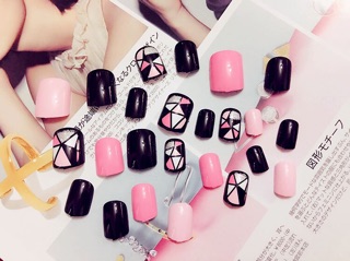 Set Móng Tay Giả Mã D56