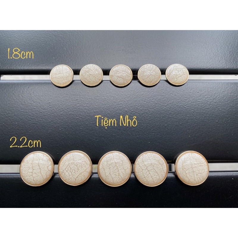 Nút ngọc. size 1.8cm & 2.2cm