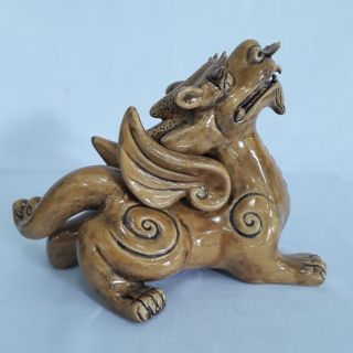 Tượng tỳ hưu - gốm sứ bát tràng