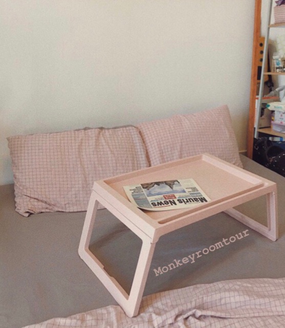 [có ảnh thật] bàn gấp có khe cắm ipad bằng nhựa | BigBuy360 - bigbuy360.vn