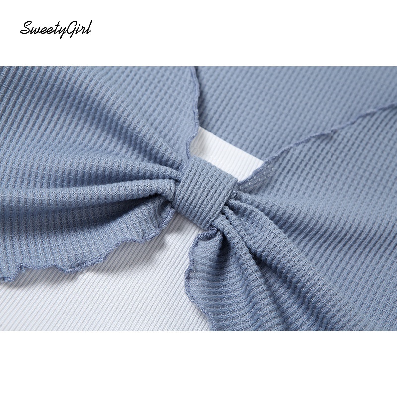 Áo croptop tay dài cổ chữ V in chữ thời trang dành cho nữ