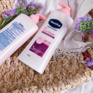 Sữa dưỡng ẩm toàn thân Vaseline 400ml