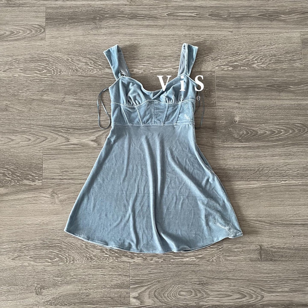 ĐẦM NHUNG NỮ HAI DÂY SEXY