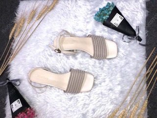 Sandal quai len