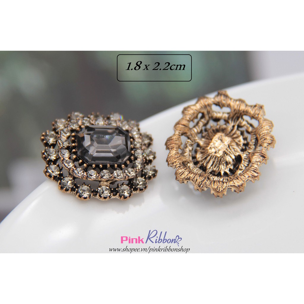 Charm chữ nhật đính đá màu đồng
