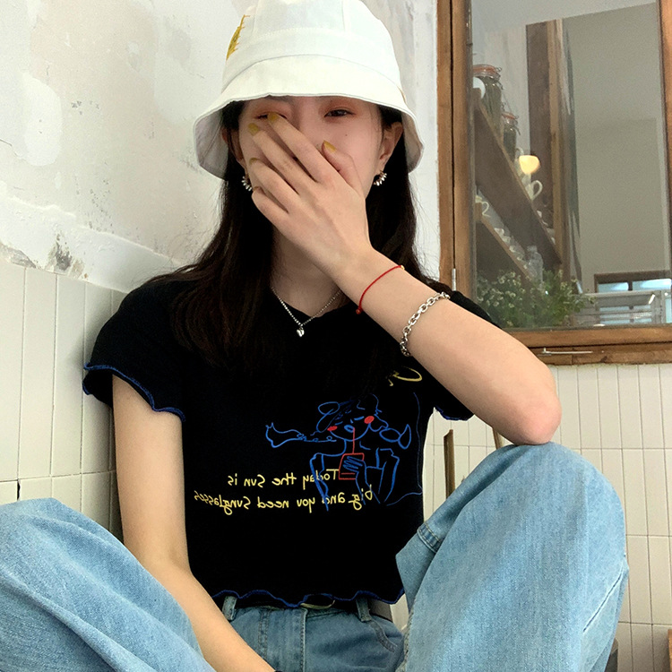 Áo thun ngắn tay in họa tiết xinh xắn cho nữ