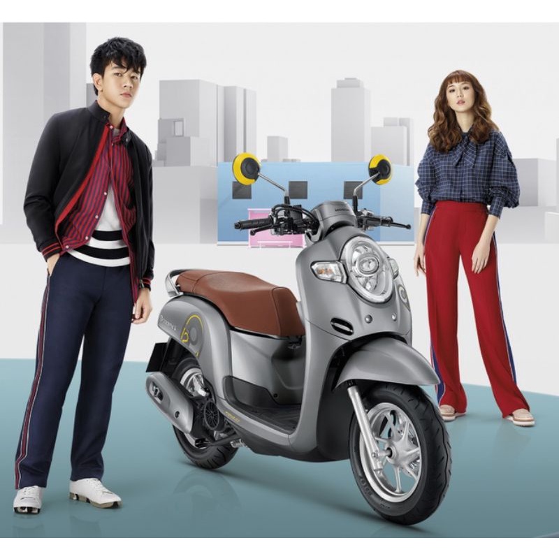 Tem Scoopy Club12_2018 màu Bạc nhám