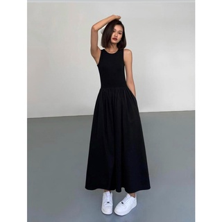 Đầm đen sát nách chất đẹp không nhăn family outlet