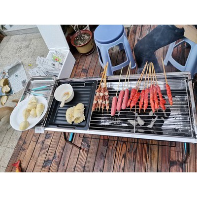 Bếp nướng BBQ ngoài trời dã ngoại nướng than hoa inox có thể gấp gọn chân cao xếp kèm phụ kiện