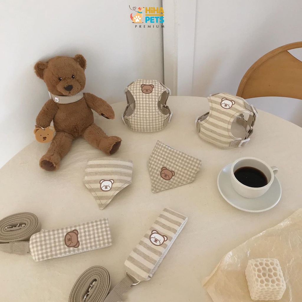Dây Dắt Chó Mèo Đi Dạo Hình Gấu Chất Liệu Bông Nguyên Thuỷ Gồm Có Yếm Kèm Dây Dắt Thú Cưng Hàn Quốc Premium Hiha Pets.