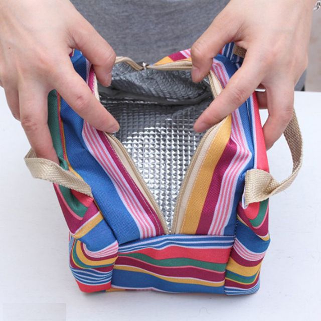 Túi giữ nhiệt tặng kèm 2 đá khô