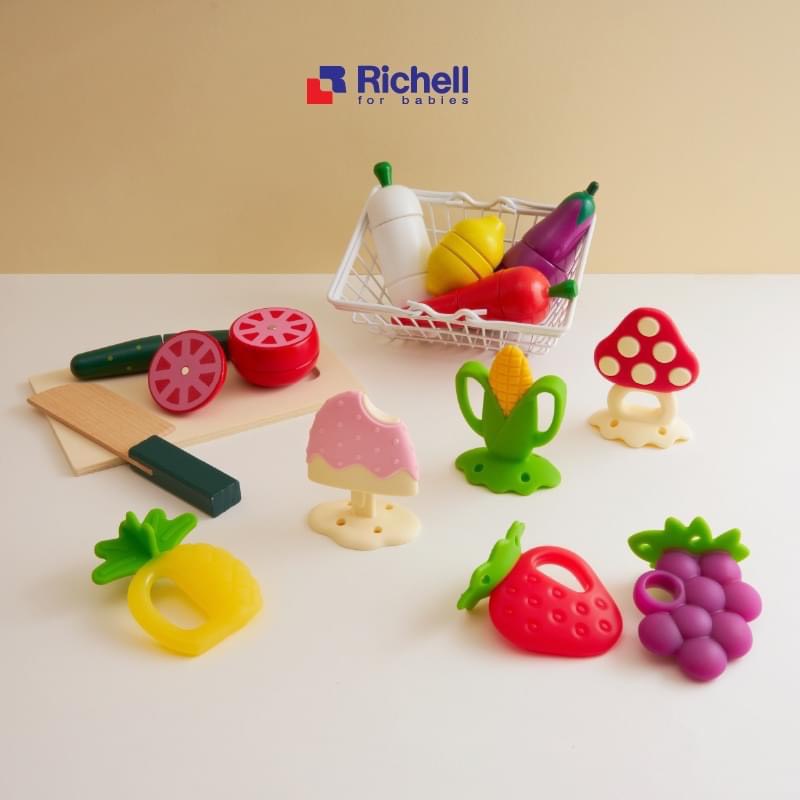 [Chính Hãng] Gặm nướu silicone có hộp Richell