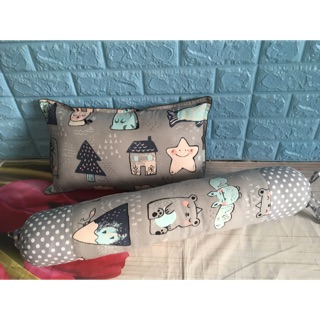 Set gối ôm và gối nằm cho bé.