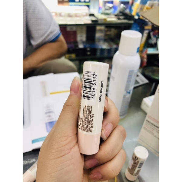 Son Dưỡng Môi Không Màu Vichy Natural Blend Hydrating Lip Balm 4.5g