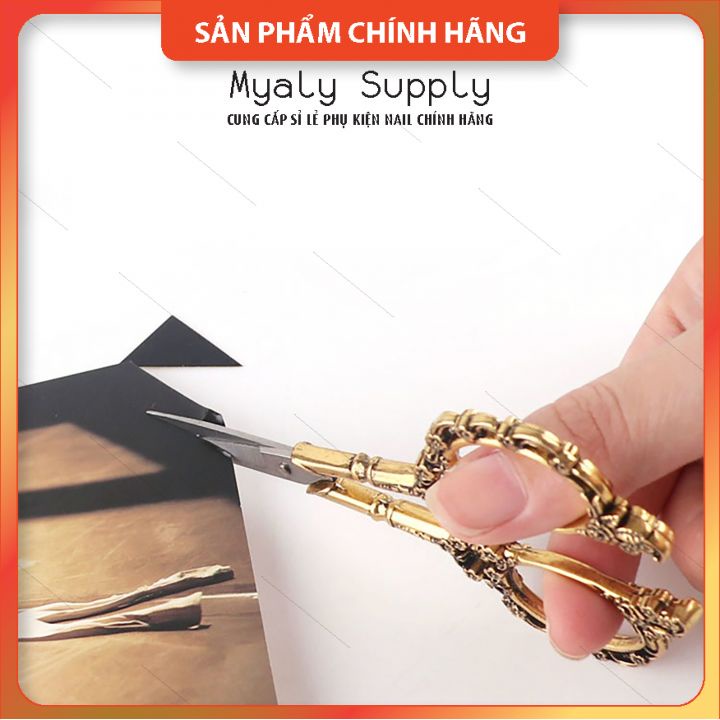 Kéo Cắt Fom Móng Hoàng Cung Chất Liệu Thép Không Rỉ SP000431