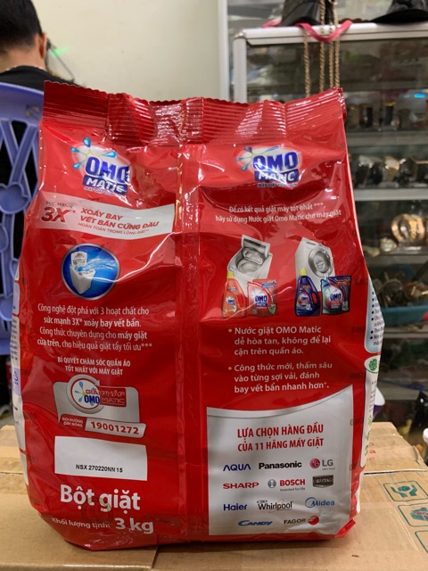 BỘT GIẶT OMO MATIC CỬA TRÊN-3kg