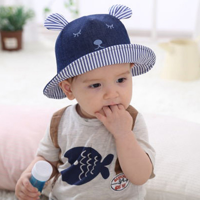 Mũ vải tròn đính tai gấu kẻ sọc dễ thương cho bé