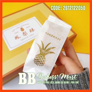 Túi ép bánh dứa GIẤY hình Trái Dứa VÀNG HANDMADE nền trắng - Xấp 48-50c
