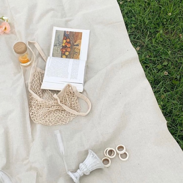 Vải linen kem trải bàn, picnic
