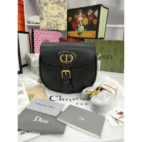 Túi dior dáng bầu
