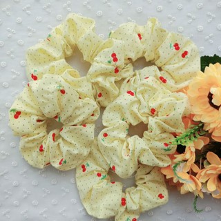 Cột tóc vải Crunchies Cherry dễ thương