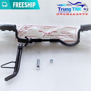 Gác chân chống nghiêng xe wave dream.