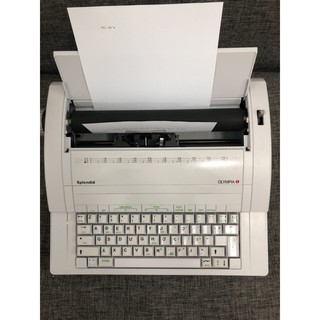 Máy đánh chữ Olympia Spendid