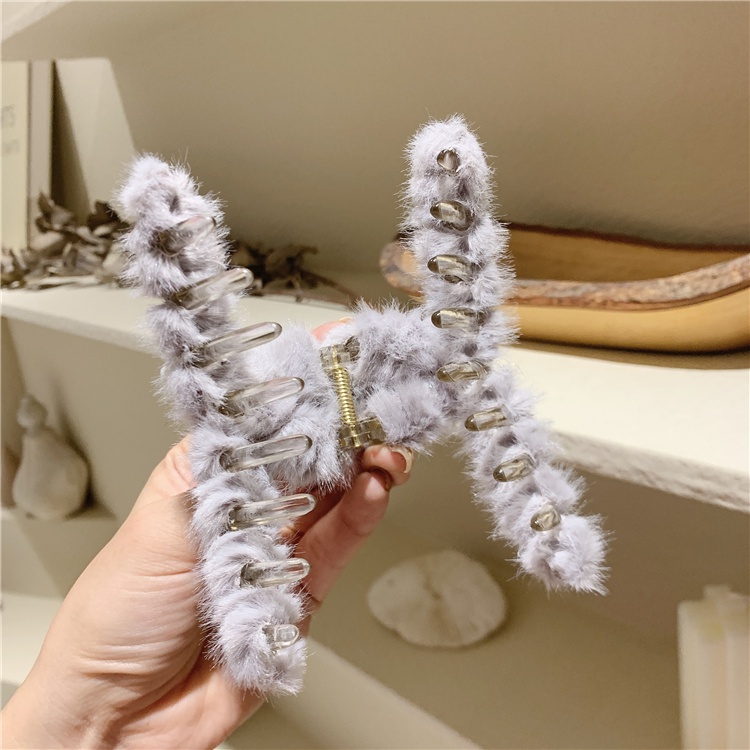 Kẹp tóc dạng gắp phối lông dành cho bạn gái kẹp tóc sau đầu J20112305