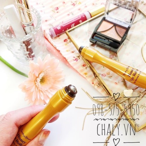 Bút lăn dưỡng mắt Honey Eye Roll-on Nhật Country Stream. Trị quầng mắt thâm, giảm bọng mắt. Chống lão hoá. Bill Nhật đủ