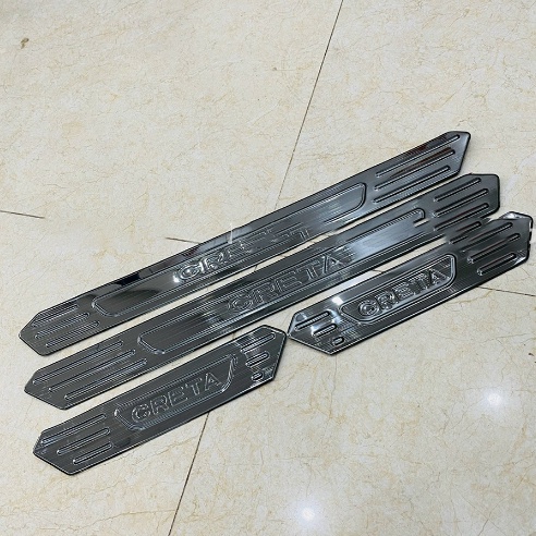Ốp bậc cửa, nẹp bước chân xe Hyundai Creta 2022 2023, vânTitan cao cấp