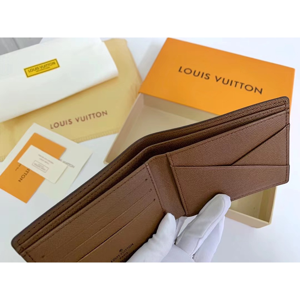 Sẵn sàng giao hàng Ví nam mới của Louis Vuitton LV có hộp