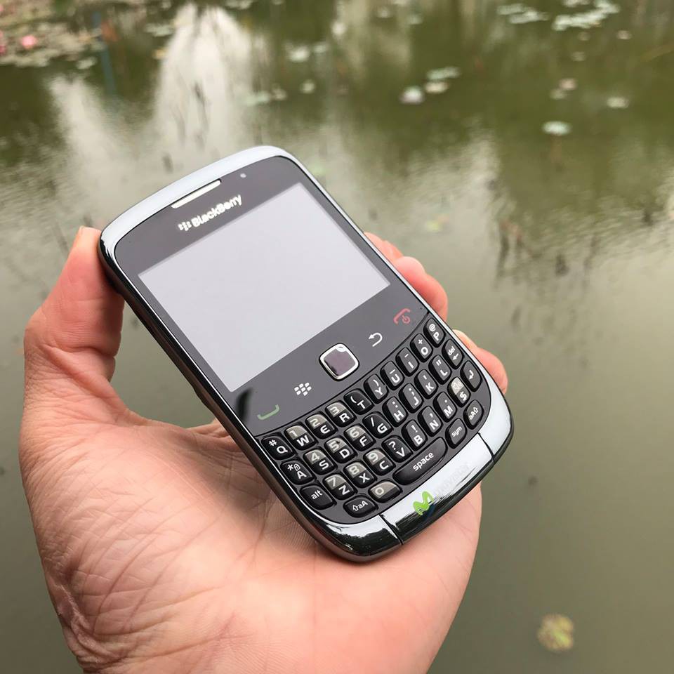 điện thoại blackberry 9300 new