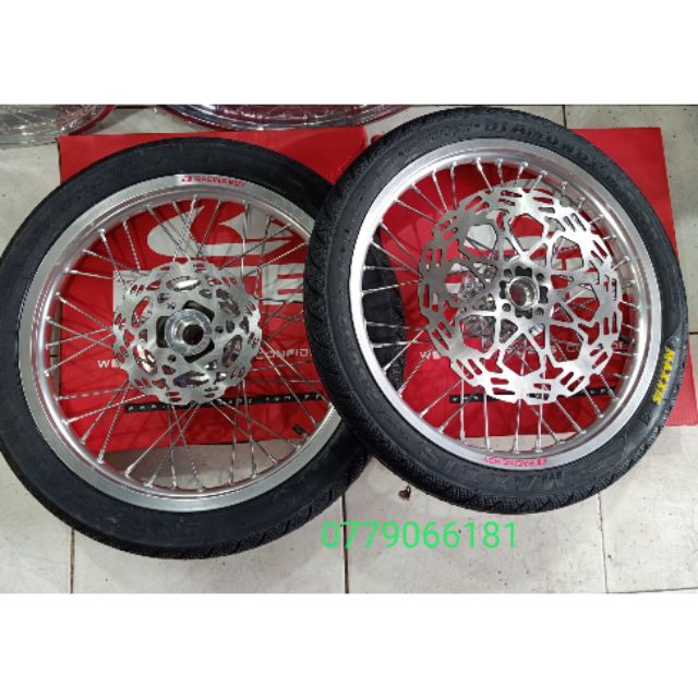 COMBO BỘ BÁNH CĂM LẮP VỪA CHO RAIDER SACHIA CÓ ĐẦY ĐỦ VỎ RUỘT MAXXIS CHÍNH HÃNG KÈM THEO 2 ĐĨA KIỂU