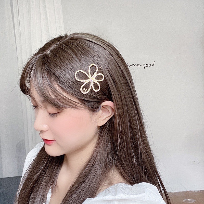 Kẹp Tóc Hàn Quốc Hình Bông Hoa Đính Đá