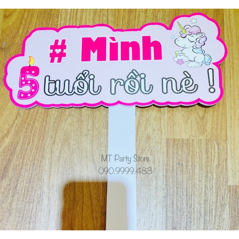Chủ đề: Sinh nhật 2 - HASHTAG CẦM TAY CHỤP HÌNH